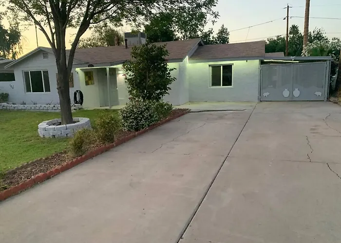 3br/2ba Cozy House In *